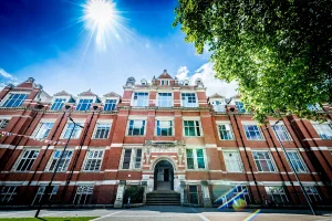 De Montfort University Eğitim Danışmanlığı