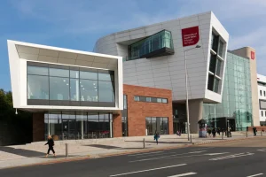 Solent University Eğitim Danışmanlığı